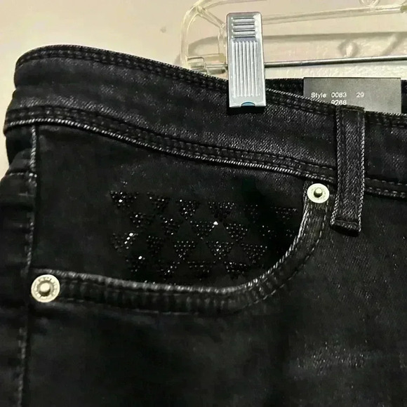 Cambio Premuim Piper Short Jeans NWT - Picture 3 of 6